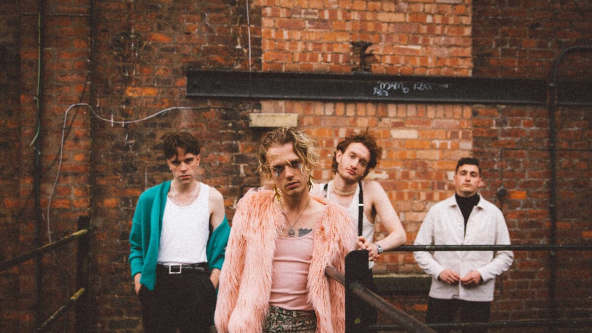 King No-One &#8211; Revive Live